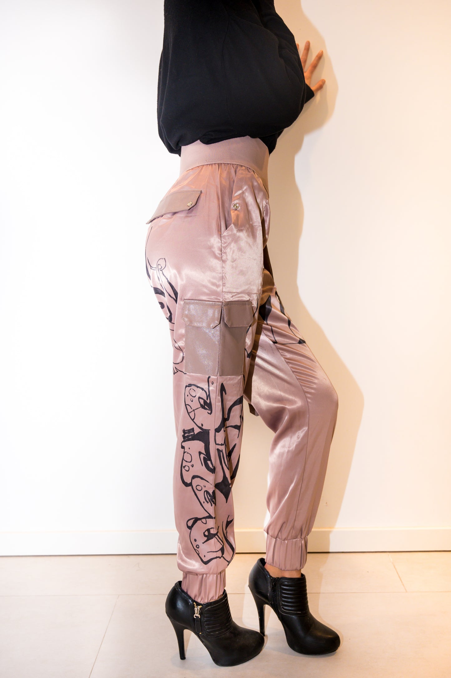 Pantalón Satén pintado a mano